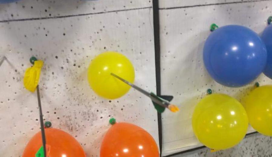 The Internet Freaks out About This Balloon Pierced by an Arrow That Didn't Pop