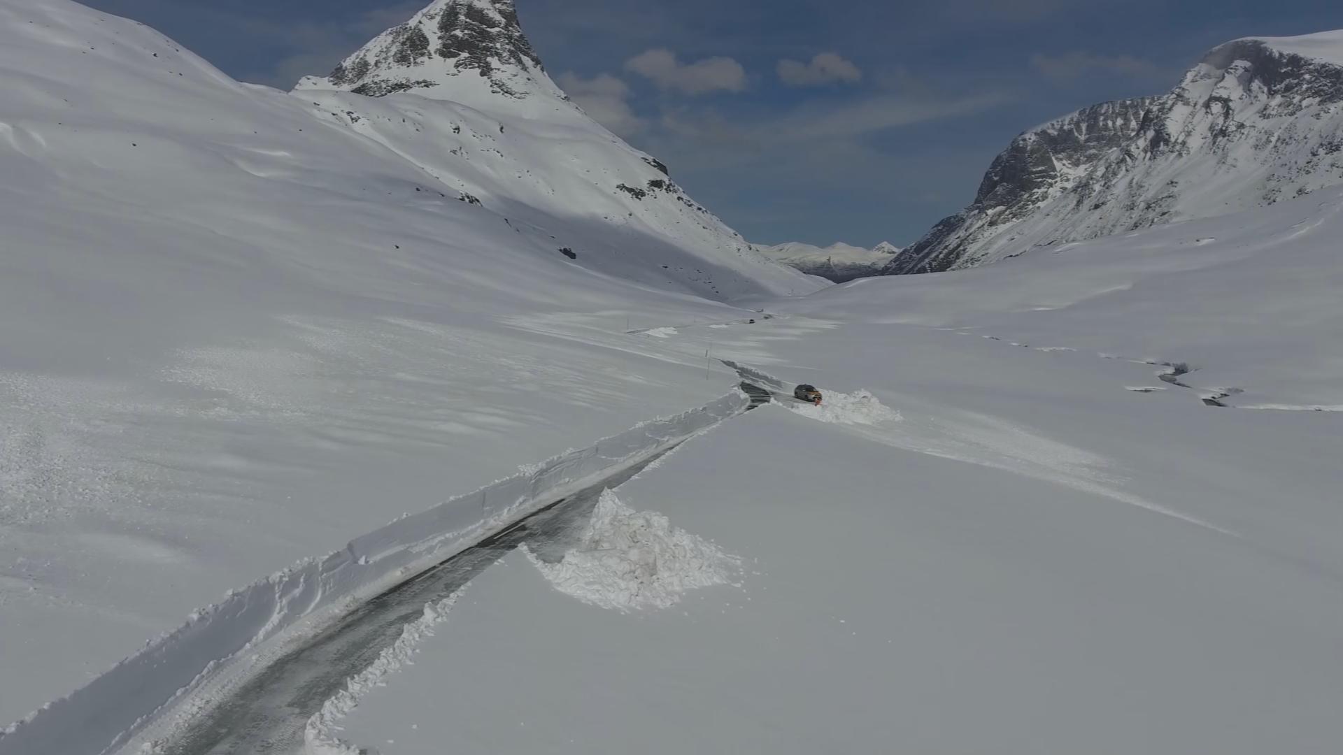 Clearing the Deep Snow Off a Norwegian Mountain Road (Drone Footage)